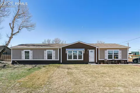 255 S 2nd Ave, Deer Trail, CO 80105