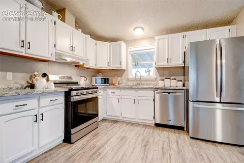 Kitchen - 30255 Antioch Rd, Yoder, CO 80864 photo 2 of 2