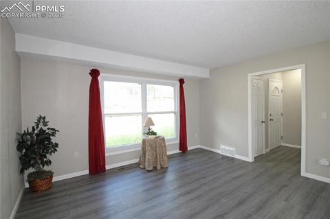 367 Raspberry Ln, Monument, CO 80132 photo 5