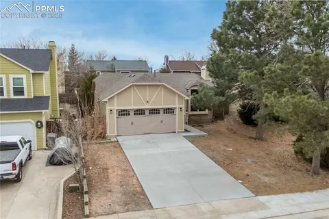 4309 Bramble Ln, Colorado Springs, CO 80925