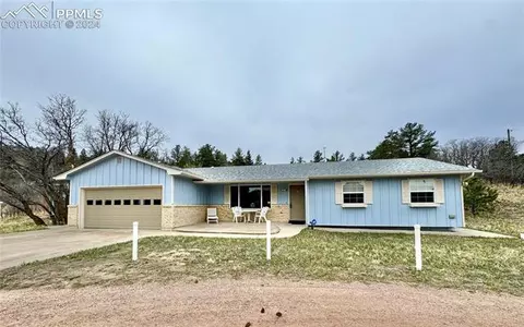 1375 Cedar Valley Ln, Colorado Springs, CO 80919