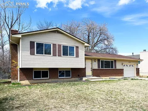 6974 Metropolitan St, Colorado Springs, CO 80911
