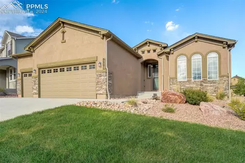 9201 Sunstone Dr, Colorado Springs, CO 80924