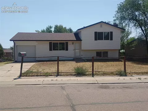 2035 Flintwood Dr, Colorado Springs, CO 80910