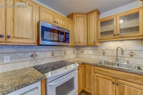 Kitchen - 1009 E 2nd St, Florence, CO 81226 photo 2 of 5