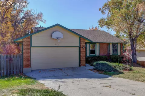 5820 E Old Farm Cir, Colorado Springs, CO 80917