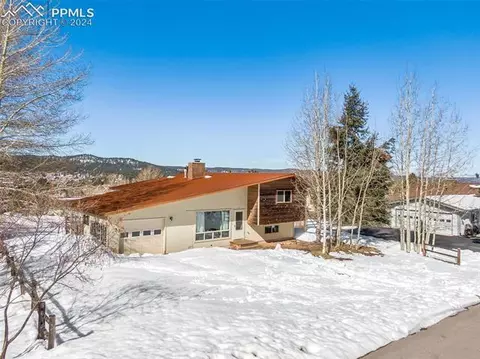 1127 Parkview Rd, Woodland Park, CO 80863