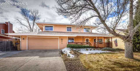 3913 Whisper Hollow Dr, Colorado Springs, CO 80920