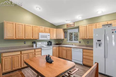 Kitchen - 564 Black Bear Dr, Divide, CO 80814 photo 1 of 3