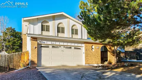 2608 Penacho Cir, Colorado Springs, CO 80917