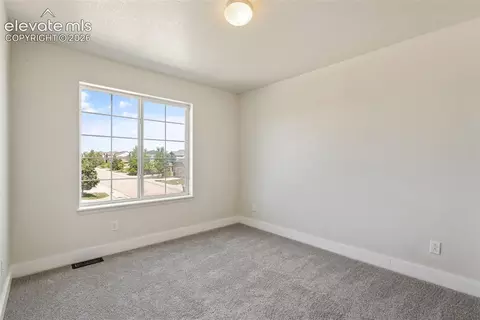 Bedroom - 10025 Beryl Dr, Peyton, CO 80831 photo 4 of 6