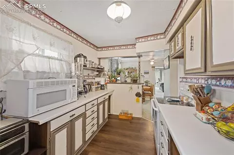 348 E 5th St, Walsenburg, CO 81089 photo 17
