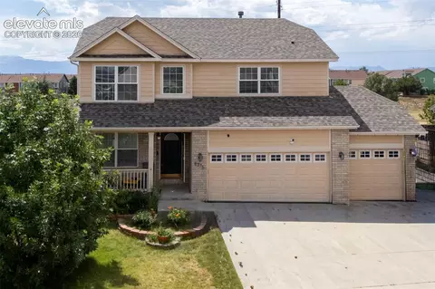 8375 Lupan Dr, Colorado Springs, CO 80951