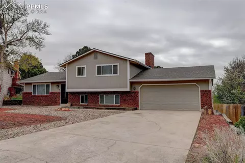 2935 Garmish Pl, Colorado Springs, CO 80918