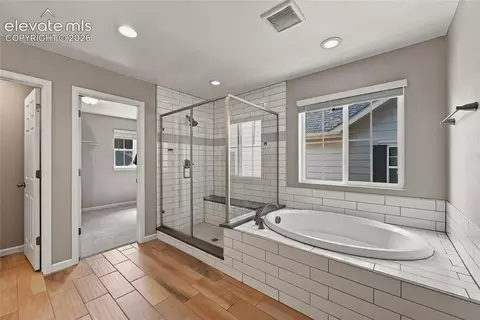 Bath - 27645 E Geddes Pl, Aurora, CO 80016 photo 2 of 6