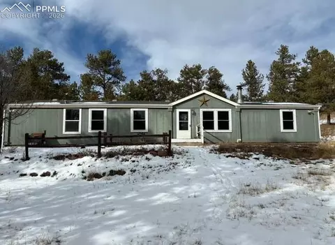 1759 Arapahoe Dr, Florissant, CO 80816