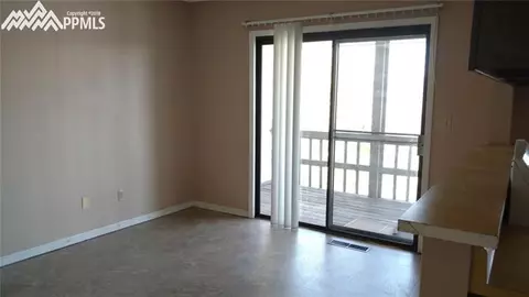 327 Raspberry Ln, Monument, CO 80132 photo 10