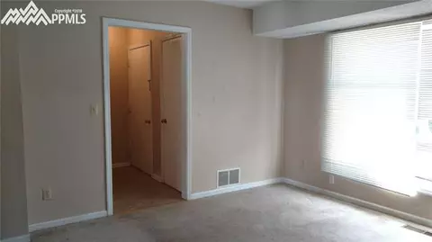327 Raspberry Ln, Monument, CO 80132 photo 4