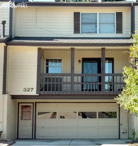 327 Raspberry Ln, Monument, CO 80132 photo 1