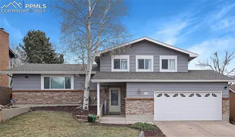 3934 Iron Horse Trl, Colorado Springs, CO 80917