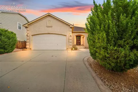 3031 Poughkeepsie Dr, Colorado Springs, CO 80916
