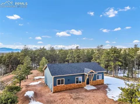 2627 Pikes Peak Dr, Florissant, CO 80816
