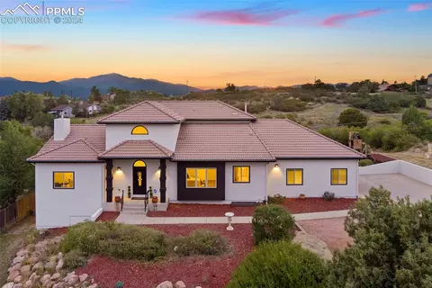 5290 Turquoise Dr, Colorado Springs, CO 80918