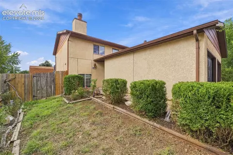 317 Trapper Ln, Fountain, CO 80817
