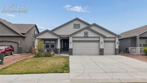 7209 Peachleaf Dr, Colorado Springs, CO 80925
