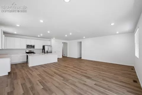 Living - 10190 Keating Dr, Peyton, CO 80831 photo 2 of 4