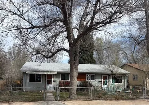 910 1st St, Colorado Springs, CO 80907