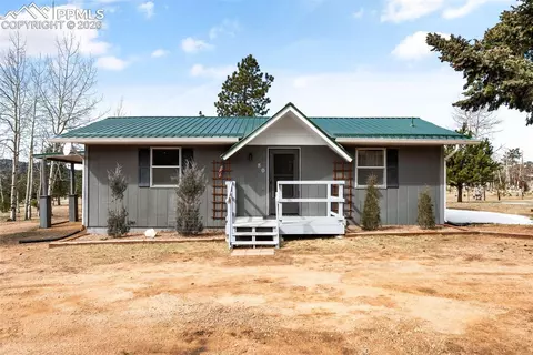 80 Kinnikinnick Dr, Woodland Park, CO 80863