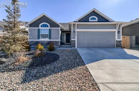 2819 Grand Prix Ct, Colorado Springs, CO 80922