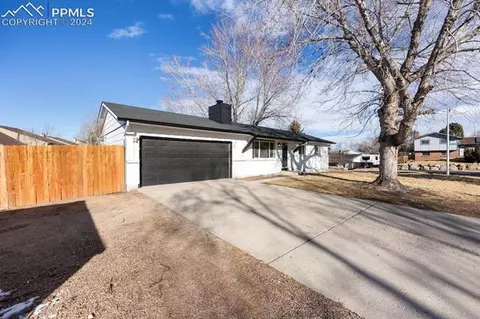 5090 Picturesque Cir, Colorado Springs, CO 80917