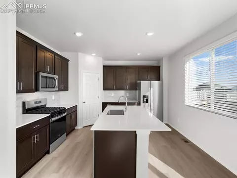 13255 Valley Peak Dr, Peyton, CO 80831 photo 4