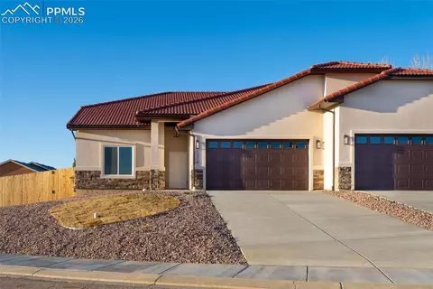 1316 Tierra Berienda Na Na, Pueblo, CO 81008