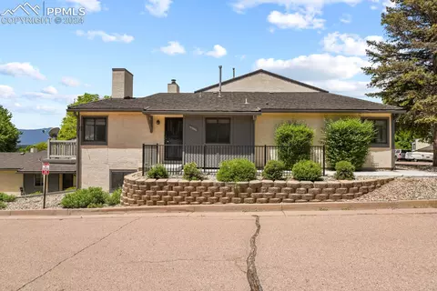 4566 Castlepoint Dr, Colorado Springs, CO 80917