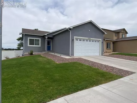 2404 Plains St, Pueblo, CO 81004