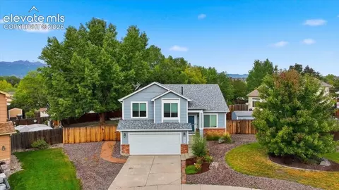 690 Snowpeak Ct, Colorado Springs, CO 80916
