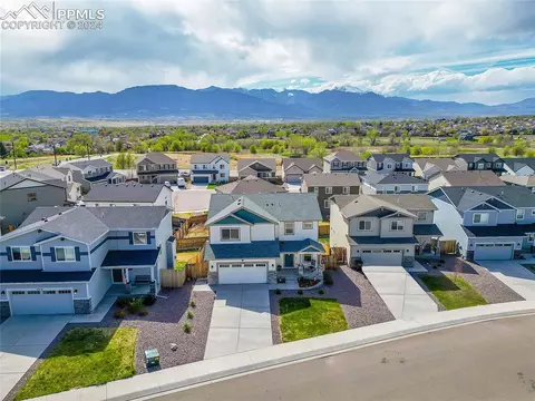 4968 Wolf Moon Dr, Colorado Springs, CO 80911