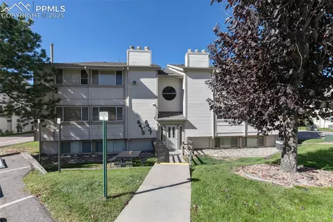 6423 Mcnichols Ct, Colorado Springs, CO 80918