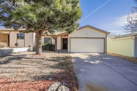 6040 Gunshot Pass Dr, Colorado Springs, CO 80917