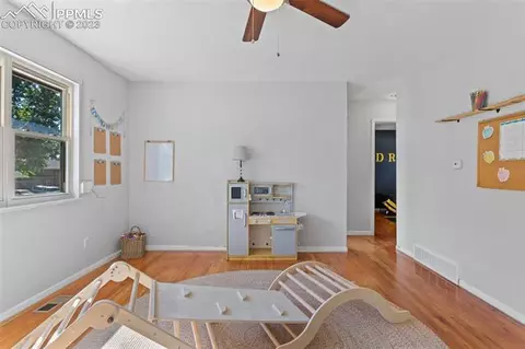 40 Landoe Ln, Colorado Springs, CO 80911