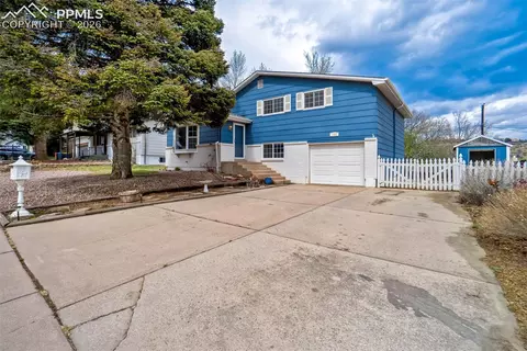 1002 Delft Dr, Colorado Springs, CO 80907