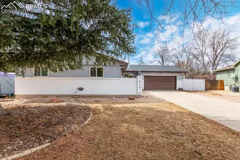 1418 Osgood Rd, Colorado Springs, CO 80915
