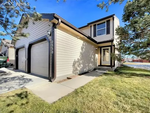 2330 Lexington Village Ln, Colorado Springs, CO 80916