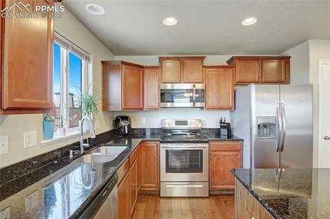 11933 Eagle Crest Ct, Peyton, CO 80831 photo 2