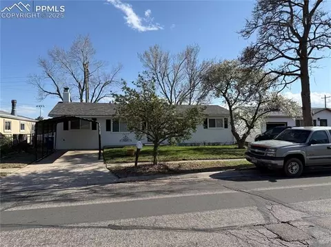 1613 Newcastle St, Colorado Springs, CO 80907