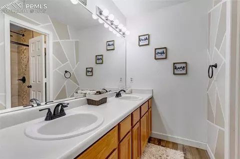 Bath - 18215 E Warren Ave, Aurora, CO 80013 photo 3 of 5