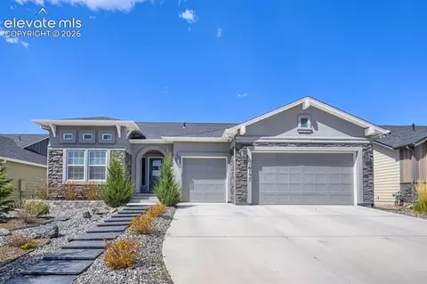 16798 Roaming Elk Dr, Monument, CO 80132
